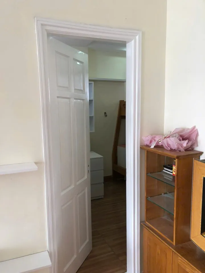 Cửa phòng ngủ panel cong – Ba Đình, Hà Nội